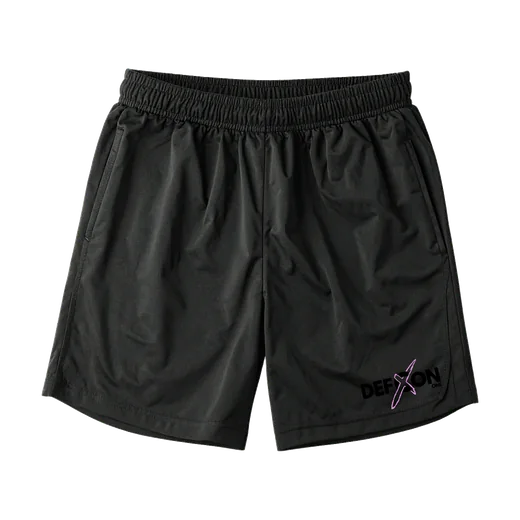 Short Croix rose : Noir, taille élastique. Logo DEFCON ONE noir en bas de la jambe gauche, son X rose.